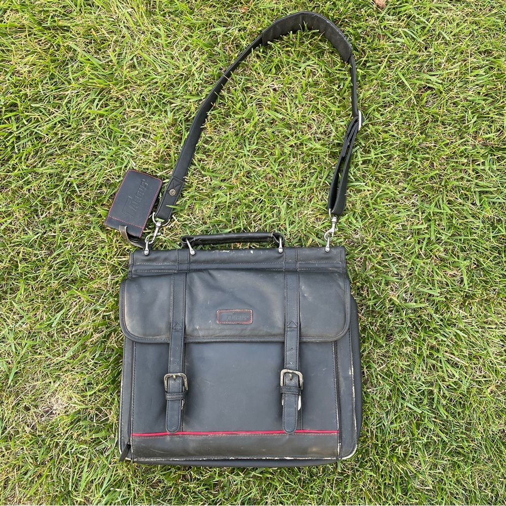 Targus Leather Briefcase Lap Top Bag